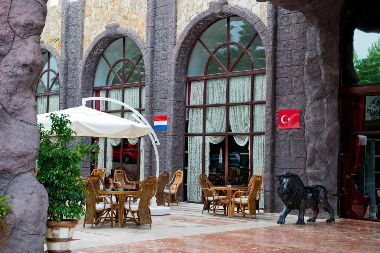 Oz Hotels Incekum Beach Resort & Spa Hotel Okurcalar Ngoại thất bức ảnh