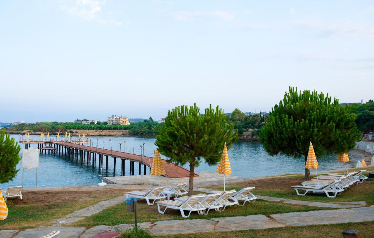 Oz Hotels Incekum Beach Resort & Spa Hotel Okurcalar Ngoại thất bức ảnh