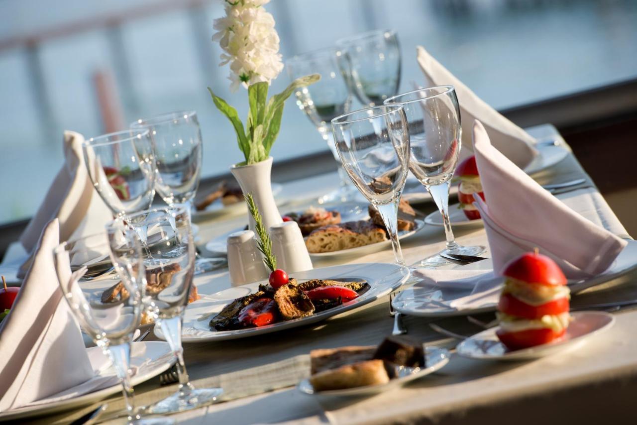 Oz Hotels Incekum Beach Resort & Spa Hotel Okurcalar Ngoại thất bức ảnh